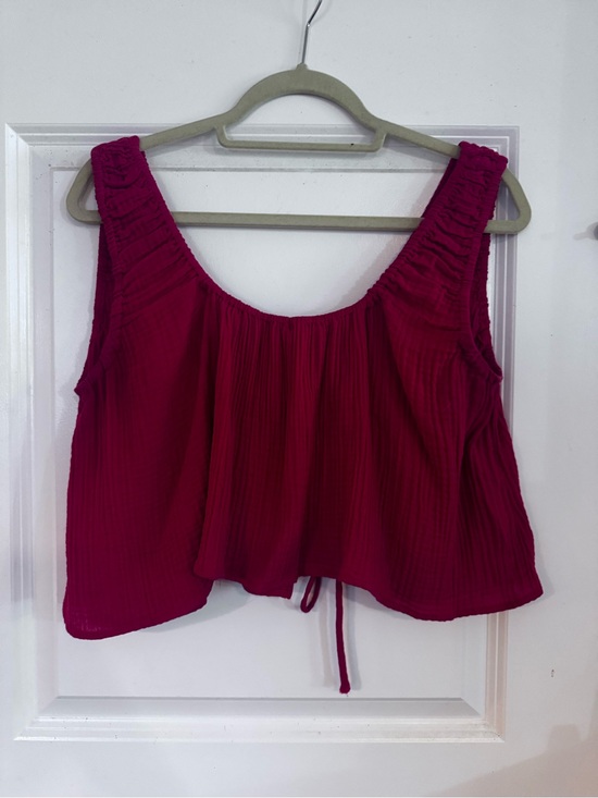 Toit Volant Tops - Toit Volant Women’s Sleeveless Ruched Crop Top - Red